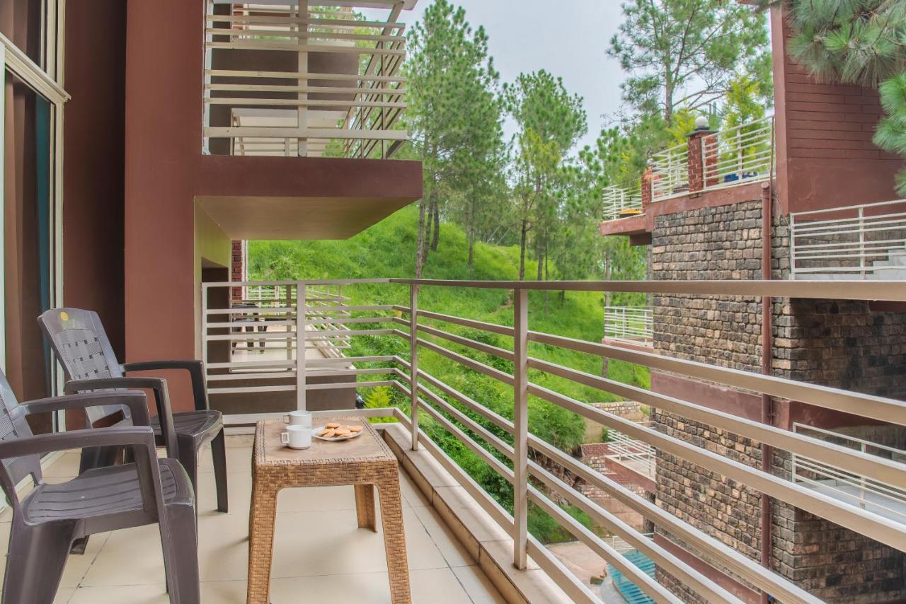 Bed and Breakfast Hillcrest Heights Касаули Экстерьер фото
