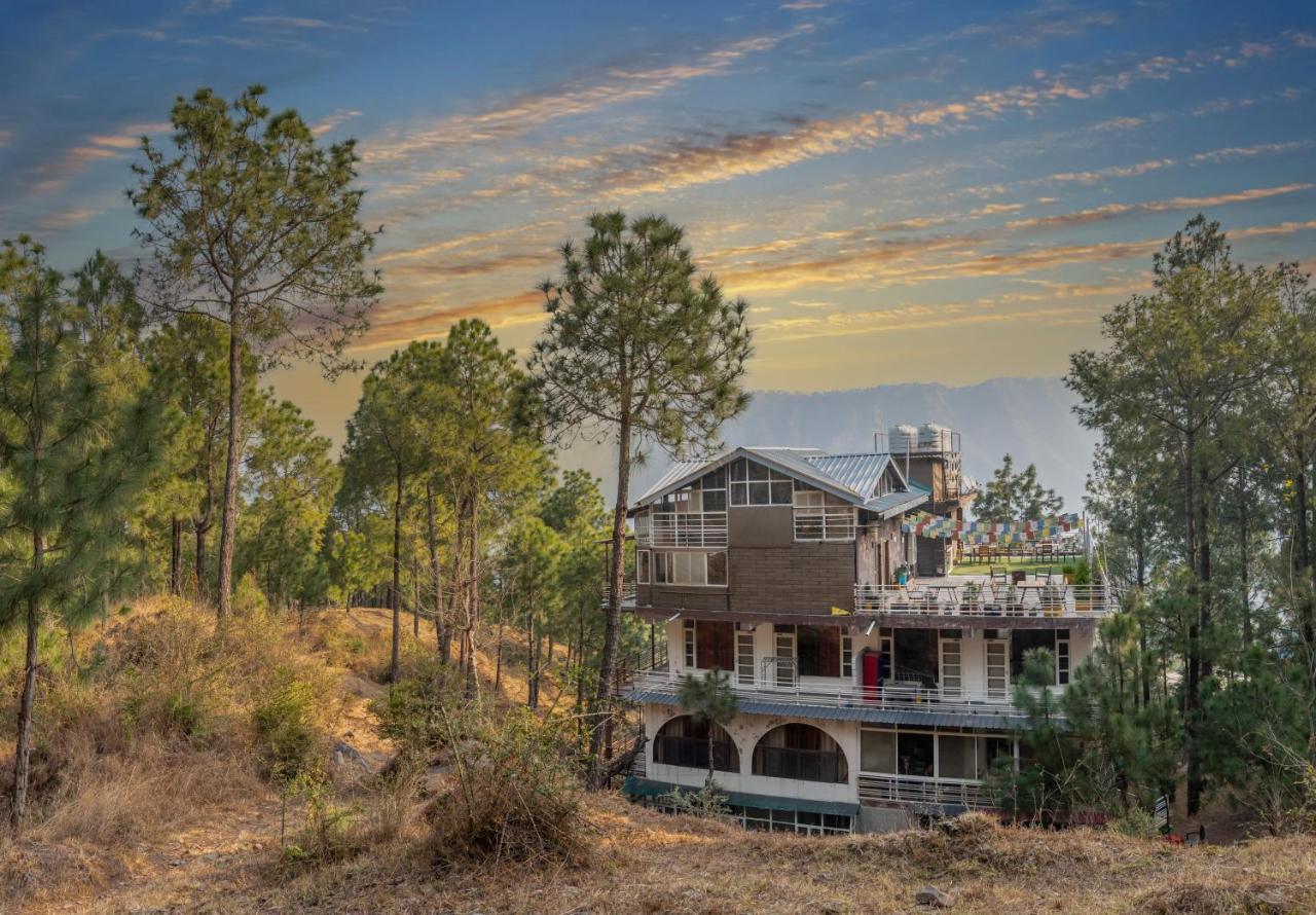 Bed and Breakfast Hillcrest Heights Касаули Экстерьер фото
