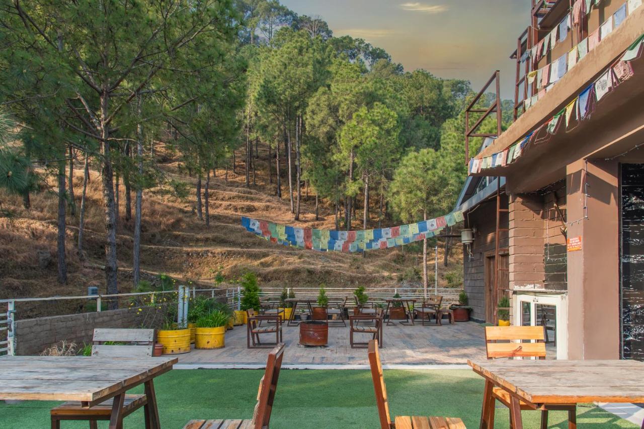 Bed and Breakfast Hillcrest Heights Касаули Экстерьер фото