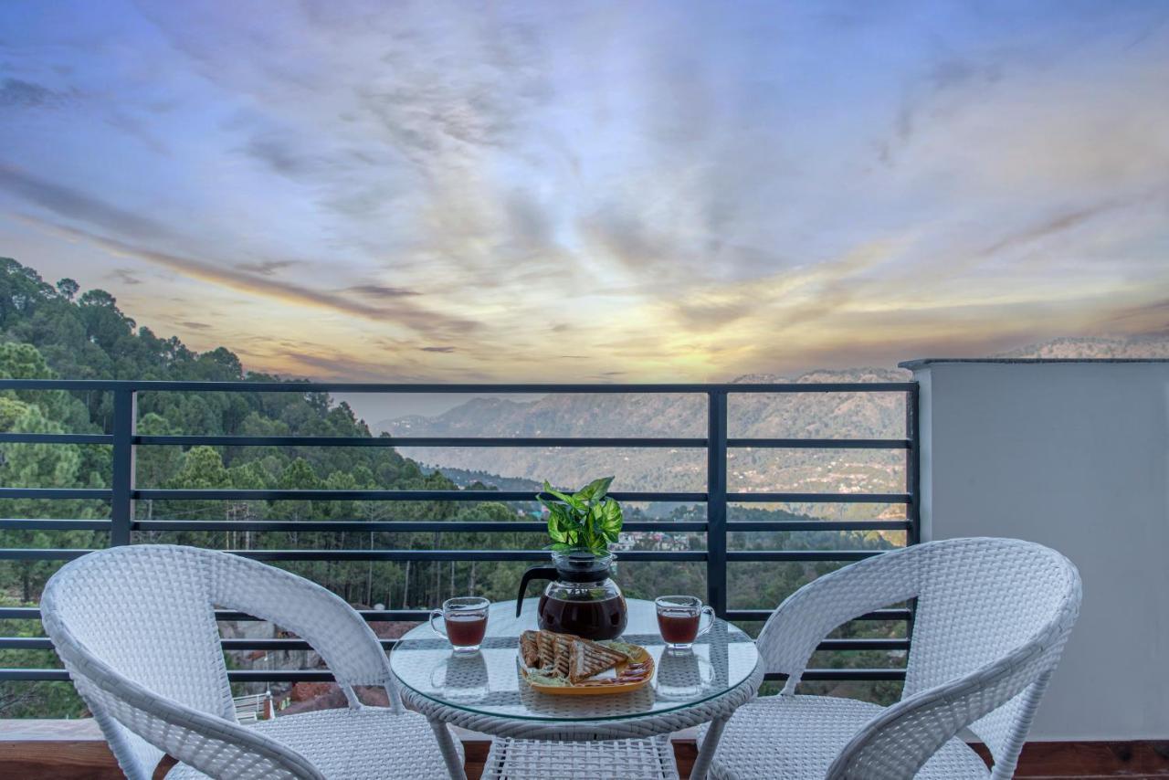 Bed and Breakfast Hillcrest Heights Касаули Экстерьер фото